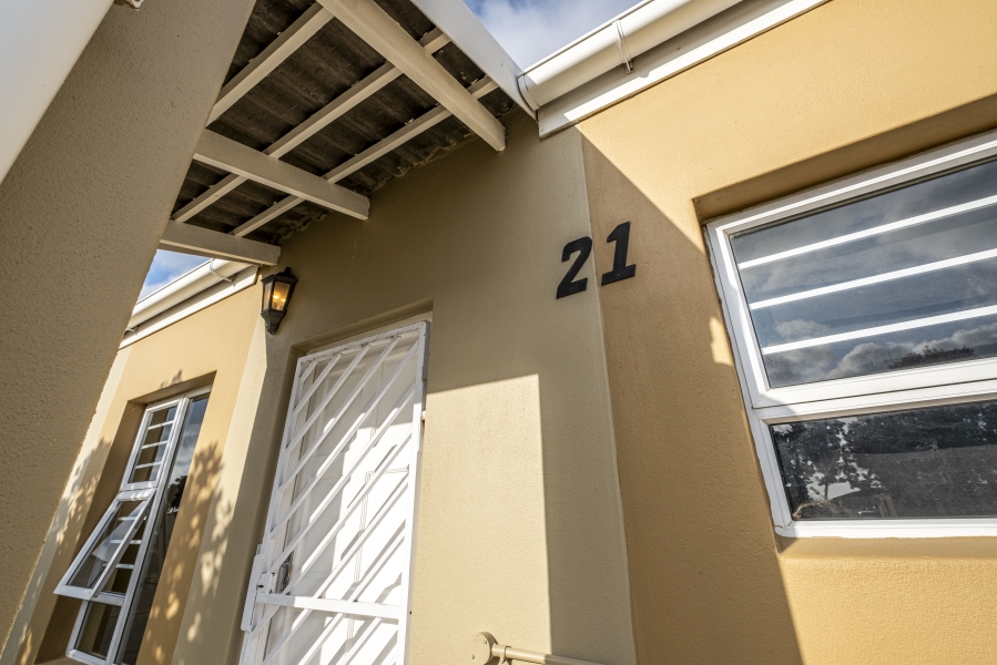 2 Bedroom Property for Sale in Sunset Glen Western Cape